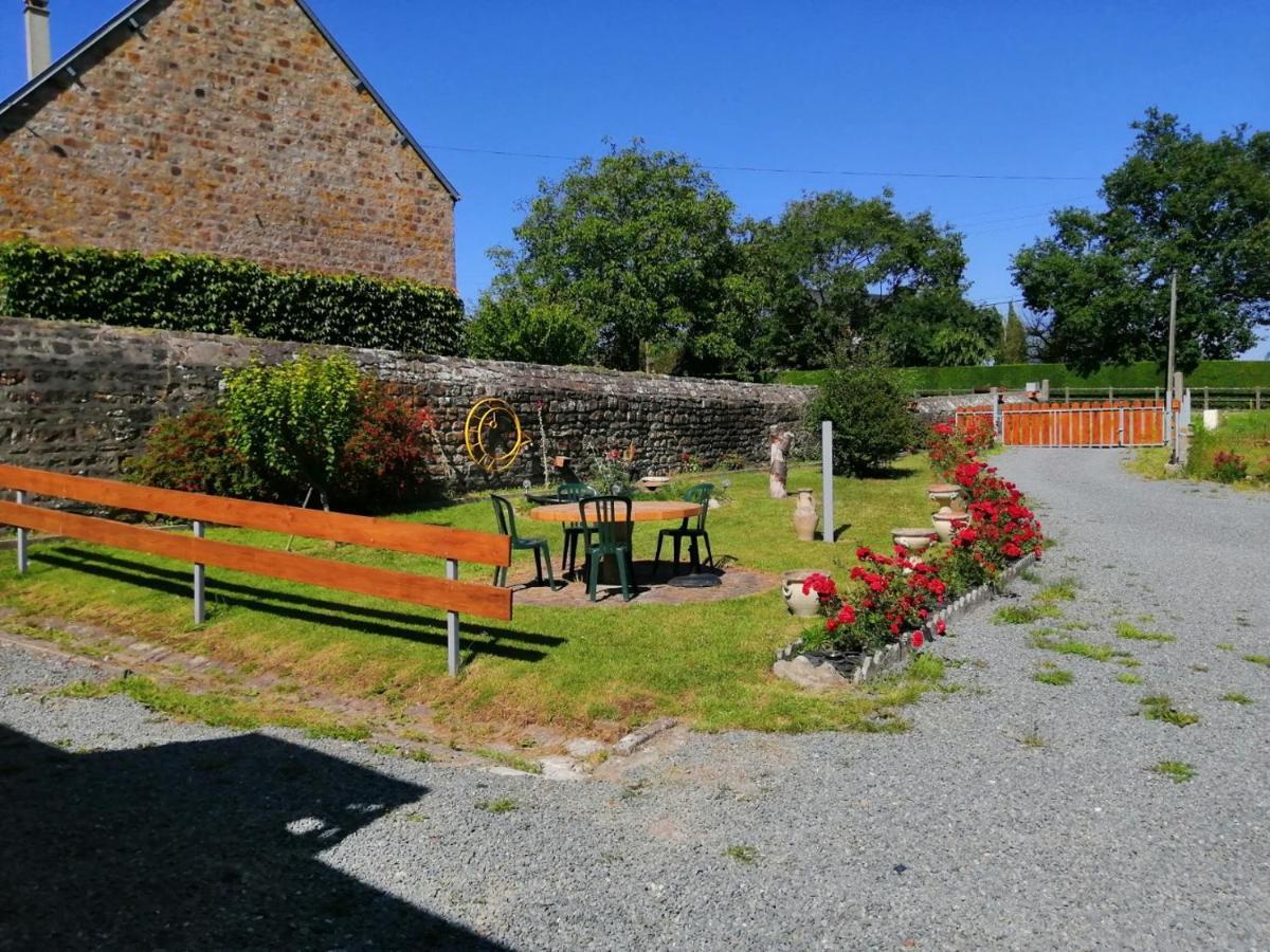 Bed and Breakfast Les Ch'Tis Normands Domjean Экстерьер фото